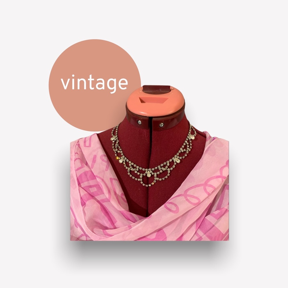 ❕SALE❕Vintage rhinestone necklace